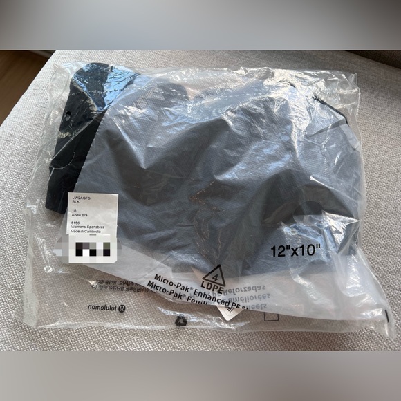 Lululemon Sports Bra - Picture 2 of 3